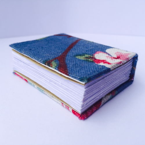 手工制作迷你書