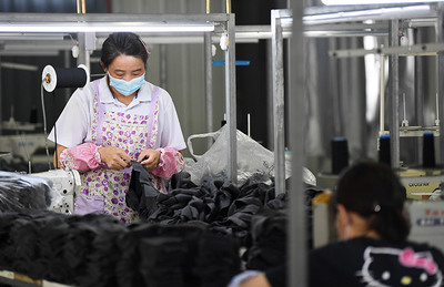 陜西平利:社區(qū)小工廠 就業(yè)大舞臺